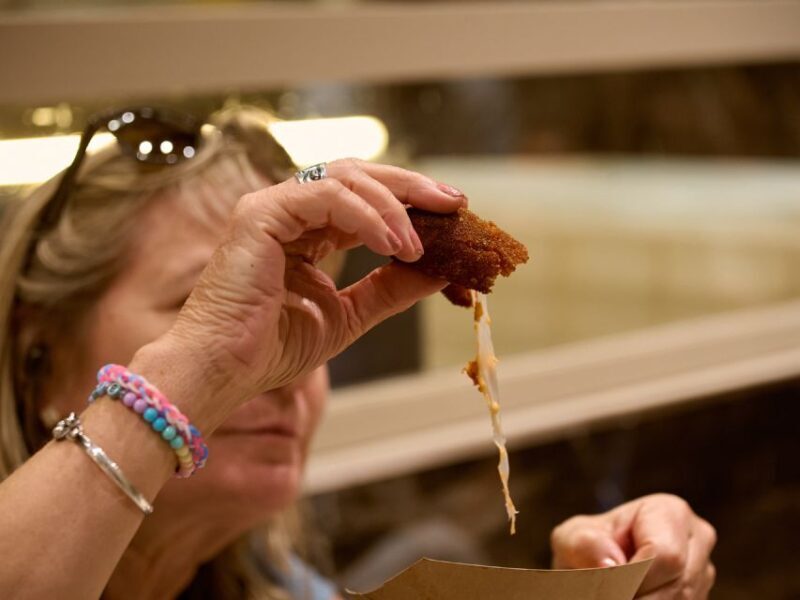 Rome: Walking Tour of City Highlights - Key Points