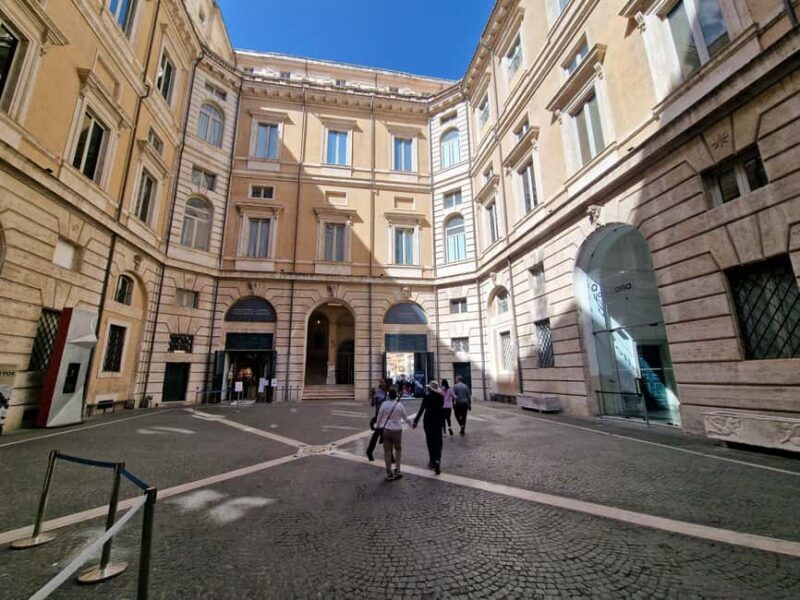 Rome: Walking Tour of World War 2 in Rome - An Engaging Journey Through Rome’s WWII Past