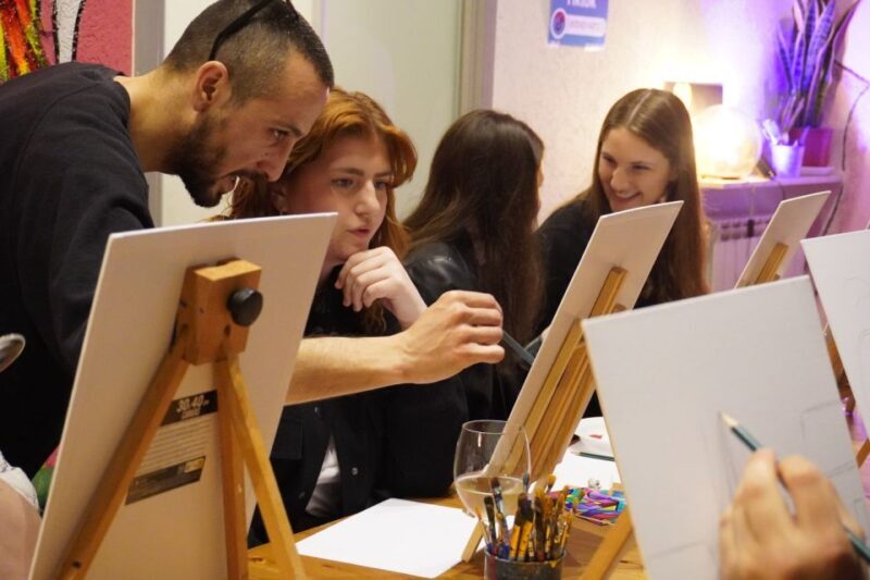 Rome: Wine and Paint Experience in Piazza Navona - A Unique Night in the Heart of Rome