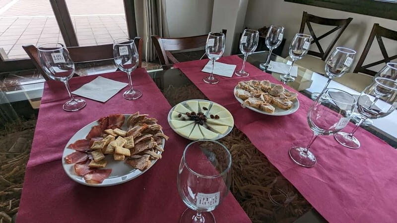 Ronda: Winery Tour with Wine Tasting and Tapas - What to Expect from the Ronda Winery Tour