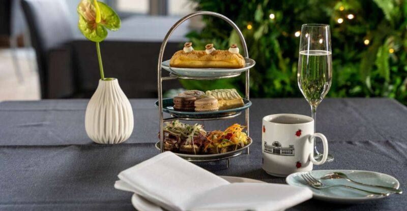 Rooftop Aperitif at Reichstag Käfer Restaurant - A Close Look at the Experience