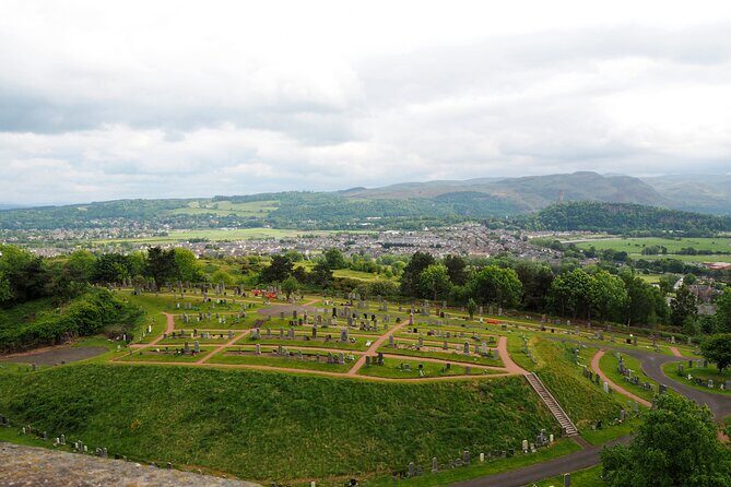 Rosslyn Chapel, Dunfermline Abbey and Stirling Castle Day Tour - Who Should Book This Tour