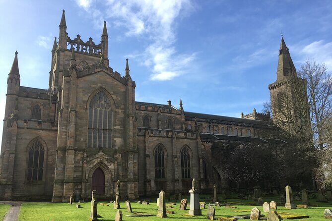 Rosslyn Chapel, Dunfermline Abbey and Stirling Castle Day Tour - The Numbers Tell a Story