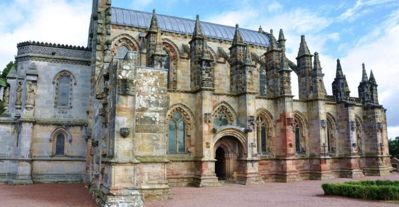 Rosslyn Chapel & Scottish Borders Tour from Edinburgh - Key Points