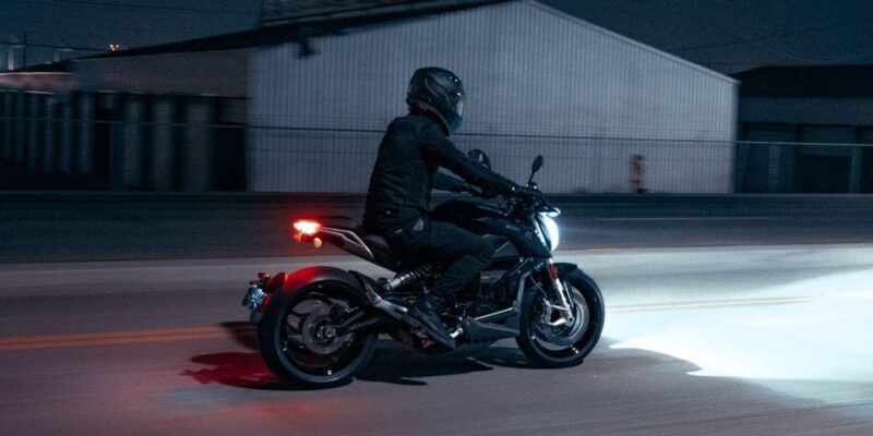 Rostock: Zero SR (40kW) Electric Motorcycle Rental - Introduction