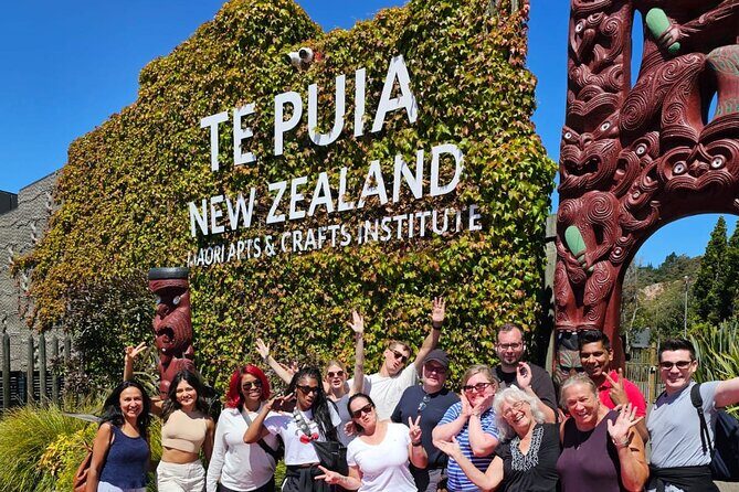 Rotorua Highlights Tour inc. Te Puia Tour, Lunch & Cultural Show - What to Expect from the Rotorua Highlights Tour