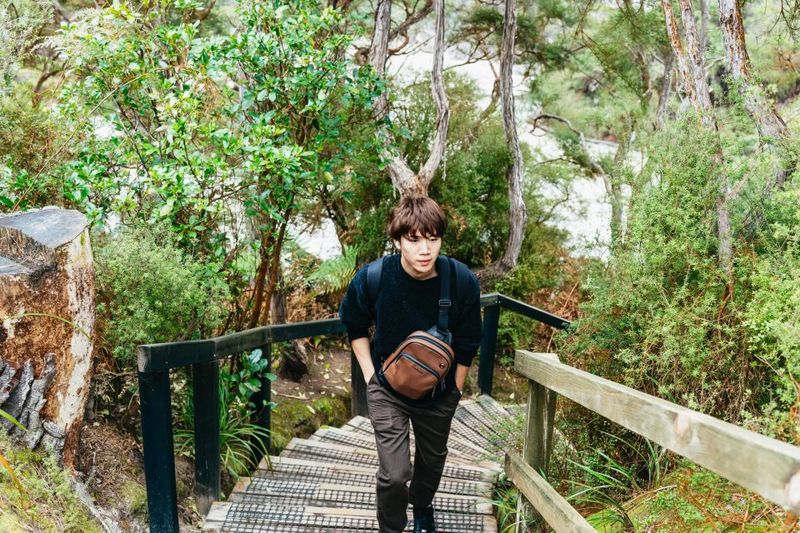 Rotorua: Wai-O-Tapu Geothermal Park Entry Ticket - Facilities On Site: Toilets, Lockers, Visitor Centre, and Maps