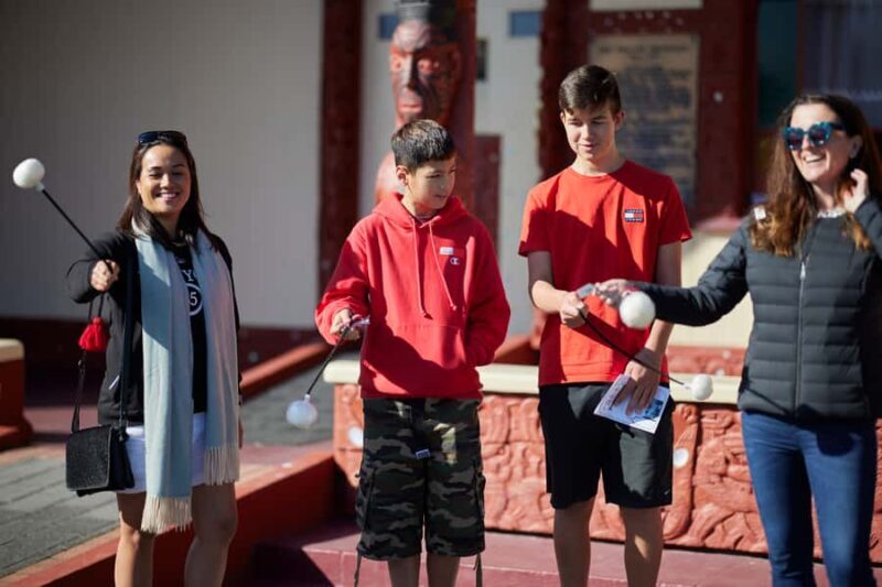 Rotorua: Whakarewarewa Village Guided Tour - The Scenic Lookouts and Geothermal Wonders