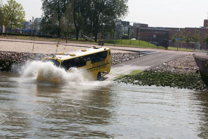 Rotterdam: 1-Hour Sightseeing Splash Tour - Seats, Photos, and the Best Viewing Angles