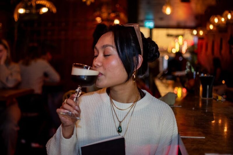 Rotterdam Center: Cocktail Bar Walking Tour - Self Guided - Key Points