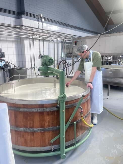 Rotterdam: Kinderdijk UNESCO Cheese Farm Experience - Starting Point and Transportation