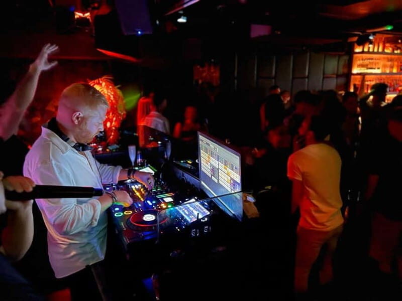 Rotterdam: Ludwig's Original Pub Crawl with VIP Club Entry - FAQ