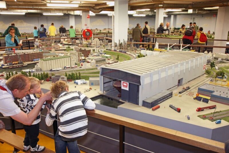 Rotterdam: Miniworld Rotterdam Entry Ticket - Practicalities: Tickets, Duration, and Accessibility