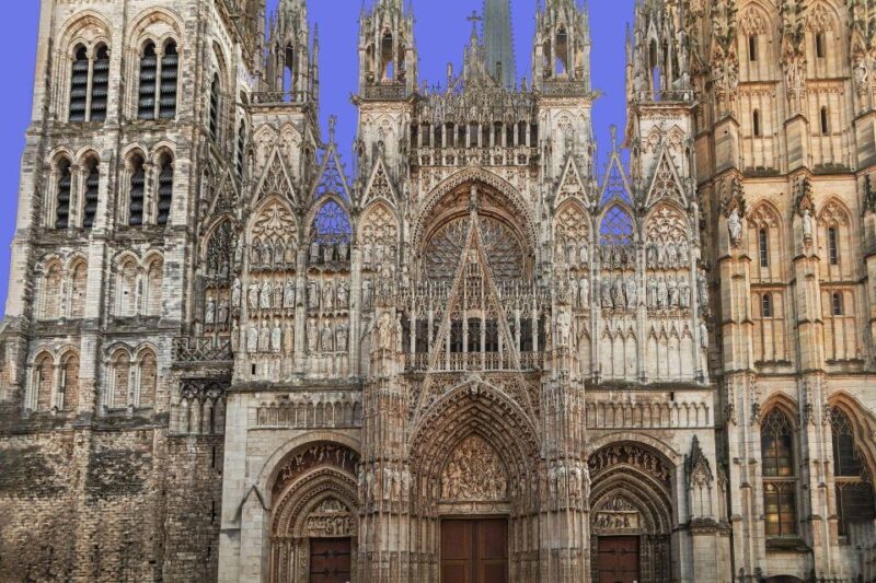 Rouen: Private Guided Walking Tour - Price and Value Analysis