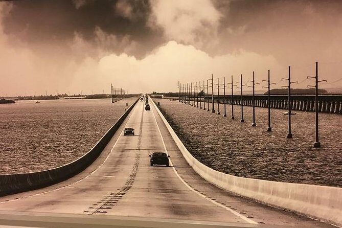 Round Trip Motorcoach Transfer to Key West from Miami - A Deep Dive into the Experience