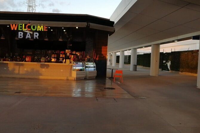 Round trip Private airport transfer to Playa del Carmen Flat Rate per vehicle - Key Points