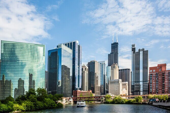 Round Trip Private Transfer Midway Airport MDW to Chicago City - What to Expect from This Transfer Service