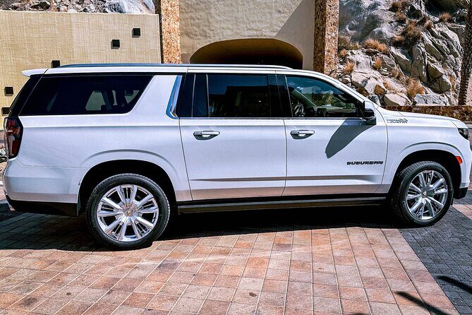 Roundtrip Deluxe Suburban Transportation - Key Points