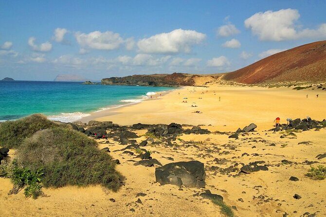 Roundtrip Ferry Transfer to La Graciosa with Free Wifi - FAQ