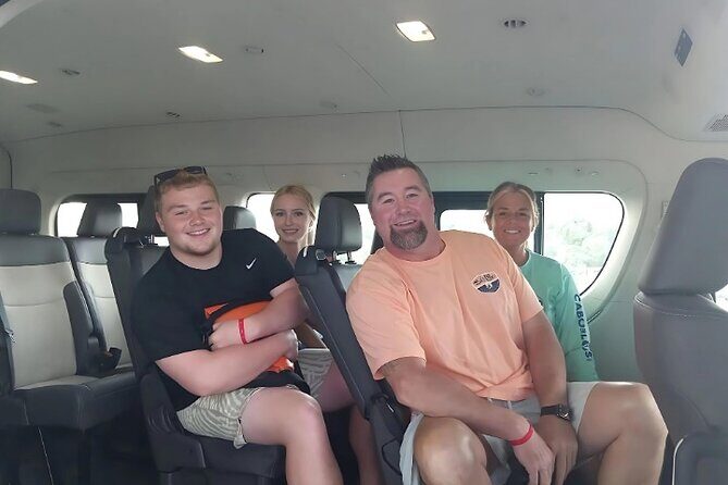 Roundtrip Private Transfer Cancun - Xcaret Parks (1-8 Pax) - An Honest Look at the Roundtrip Private Transfer from Cancun to Xcaret Parks