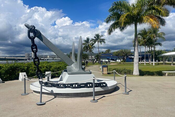 Roundtrip Shuttle from Waikiki-Pearl Harbor National Memorial - The Experience: What to Expect