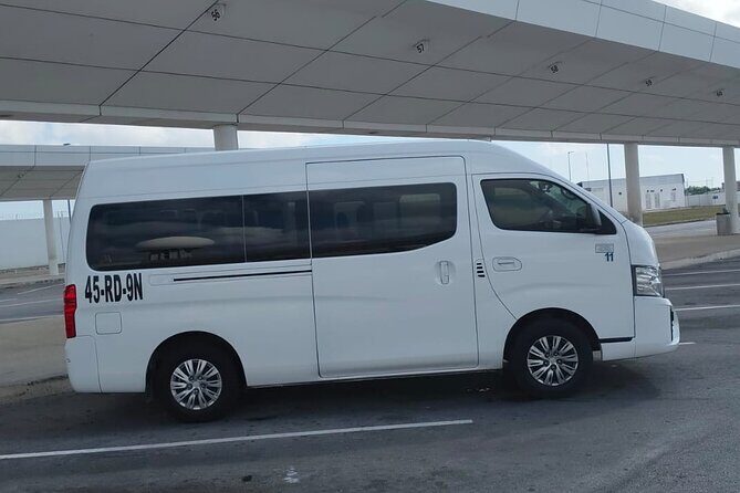 Roundtrip transportation from Cancun Airport to Playa del Carmen Hotel - An Honest Breakdown of the Transfer Service