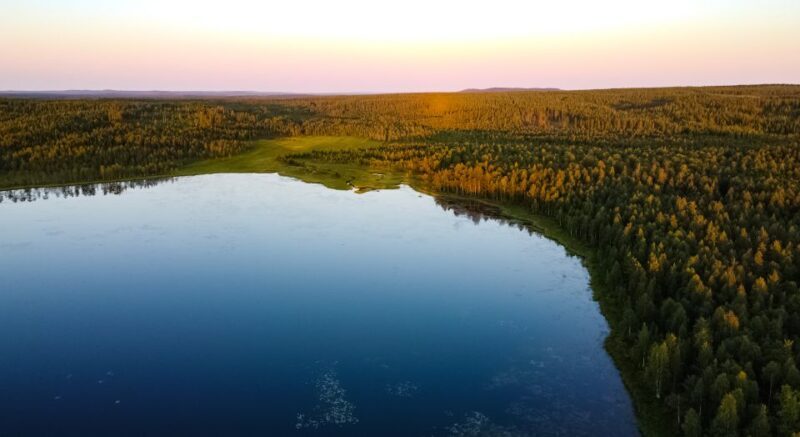 Rovaniemi: Canoeing under the Midnight Sun - The Experience of Paddling Under the Midnight Sun
