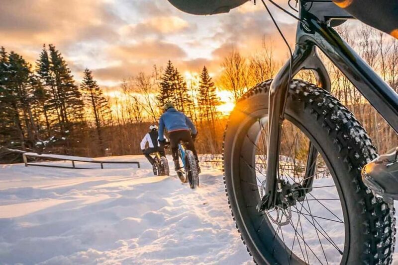 Rovaniemi: Electric Fatbike Rental with Helmet - Exploring Rovaniemi on an Electric Fatbike
