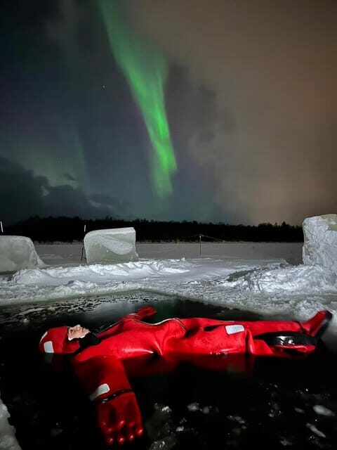 Rovaniemi: Ice Floating Experience with Northern lights - Discovering the Arctic with Wonderlapland’s Ice Floating Tour