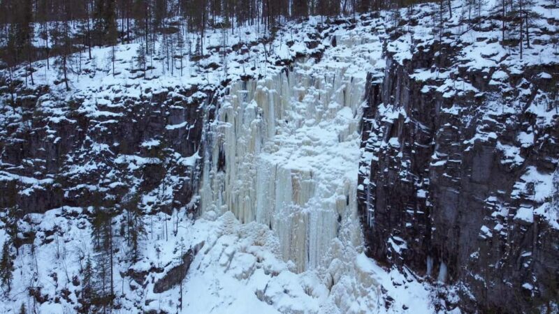 Rovaniemi: Korouoma Frozen Waterfalls Hike With Local Guide - Key Points