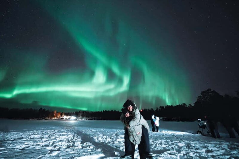 Rovaniemi: Northern Lights Family Tour with Photographer - The Photographic Experience