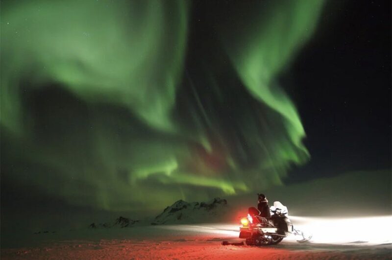 Rovaniemi: Northern Lights Snowmobile Hunt - The Experience in Detail