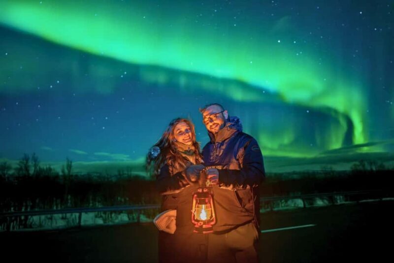 Rovaniemi: Private Northern Lights Tour VIP Van - Key Points