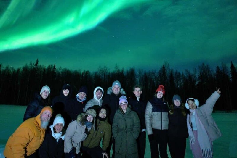 Rovaniemi: Private Northern Lights Tour VIP Van - FAQs