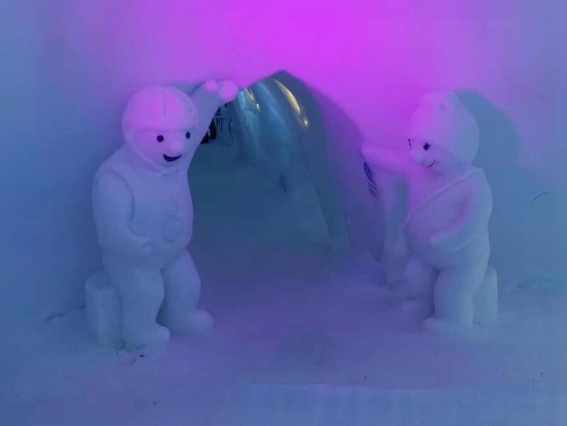 Rovaniemi: Santa Village, Snowman World & Husky Sledge Ride - FAQ