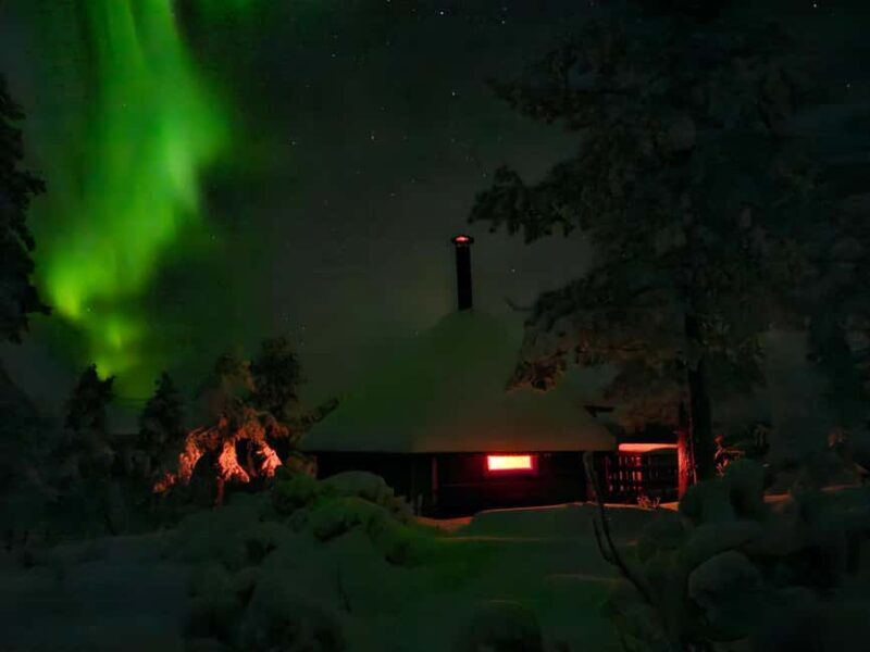 Rovaniemi: Snowcat Aurora Tour to a Lappish Hut with a View - What Makes This Tour Stand Out