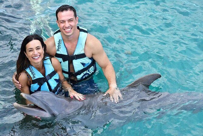 Royal Garragon with Dolphin Encounter in Isla Mujeres - The Experience in Detail