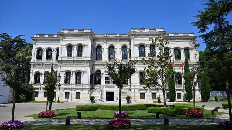 Royal Istanbul: Dolmabahce & Yildiz Palaces Entry Tickets - Discovering Ottoman Splendor with the Royal Istanbul Tour