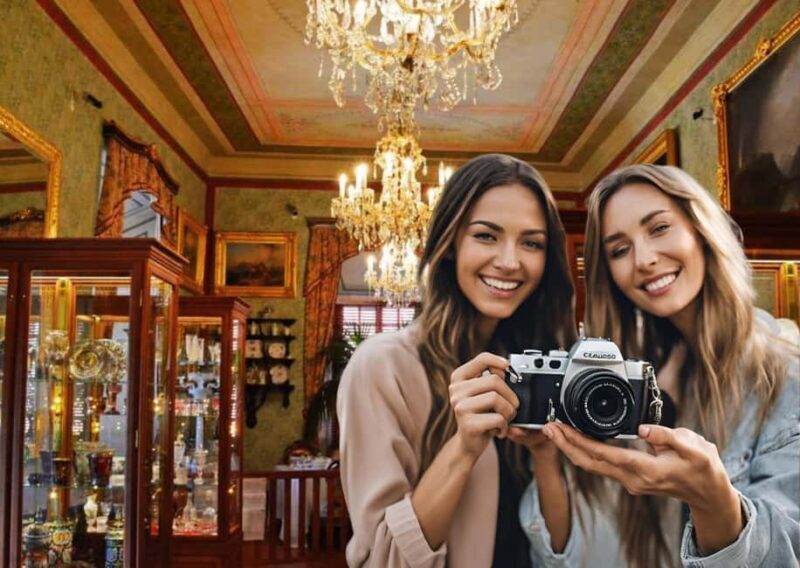 Royal Krumlov Palace Tour: Interiors, Pralines & Café | 3h - Indulgence at the Café and Chocolate Boutique