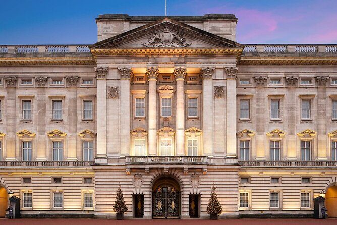 Royal London Guided Tour with Changing of the Guard - Who Should Book This Tour?