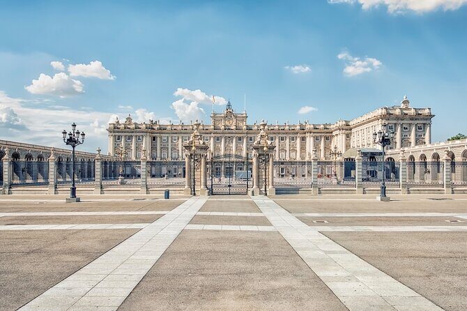 Royal Madrid Private Walking Tour: Palaces & Plazas - Why This Tour Might Be a Perfect Fit