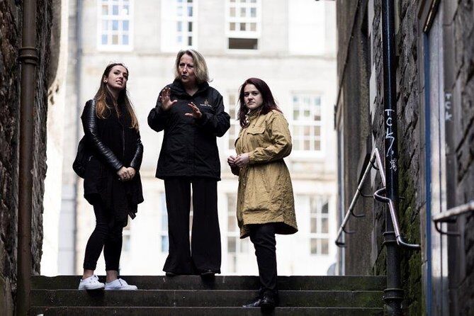 Royal Mile and Edinburgh Castle - Small Group Walking Tour - The Bottom Line