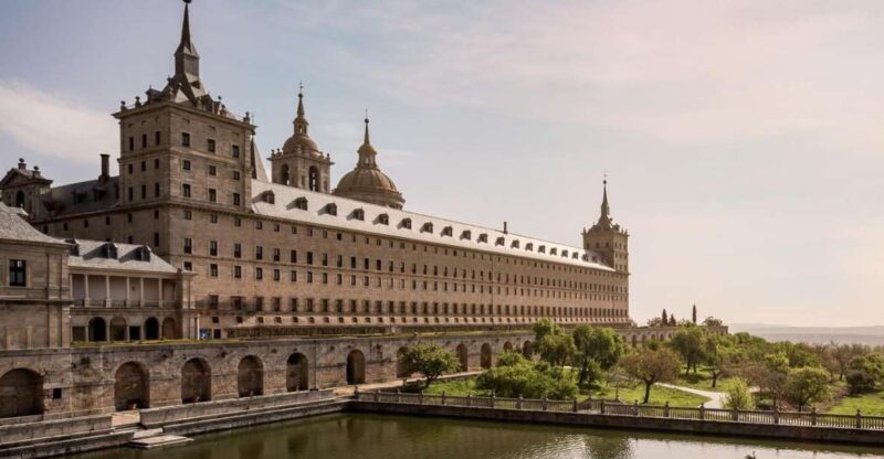 Royal Site of San Lorenzo de El Escorial Entrance Ticket - Who Should Consider This Tour?