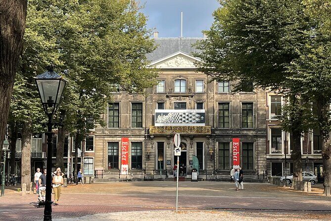Royal The Hague Private Guided Walking Tour - A Closer Look at the Experience