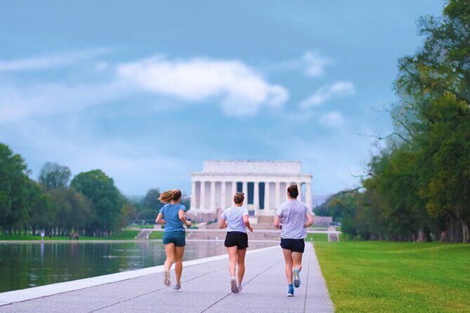 Run the Washington DC Monuments with a Local: Group Running Tour - Authentic Insights from Other Travelers