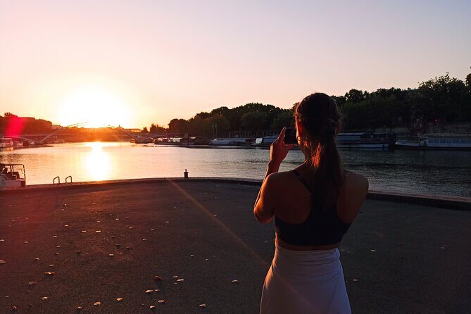 Running in Paris at dawn & see 10 secrets - What’s Included and How It Works