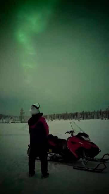 Saariselkä: Aurora Snowmobile Tour - Feeling the Rush of Arctic Wilderness
