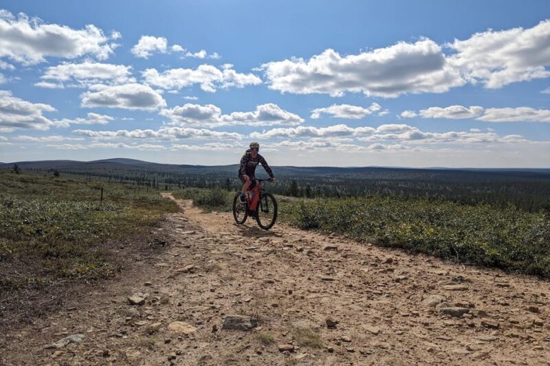 Saariselkä: Flow trails and Rock Gardens Mountain Bike Tour - The Experience Provider