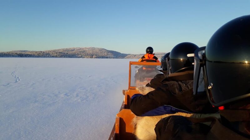 Saariselkä: Ice Fishing Tour to Lake Inari, reindeers& lunch - Key Points