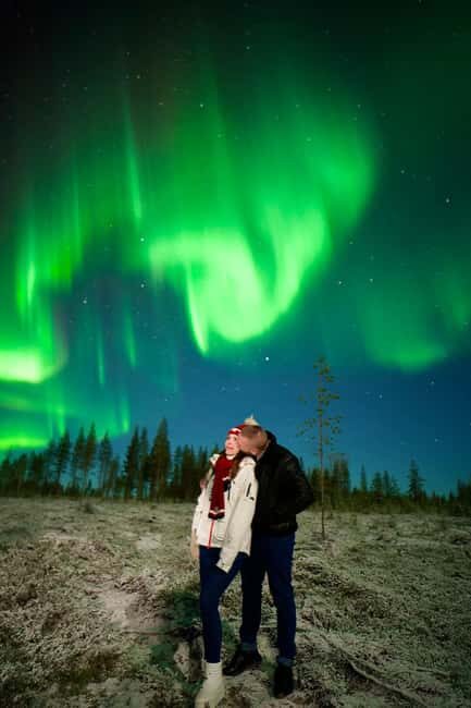 Saariselkä: Private Photo Northern Lights Tour - What Makes This Tour Stand Out?